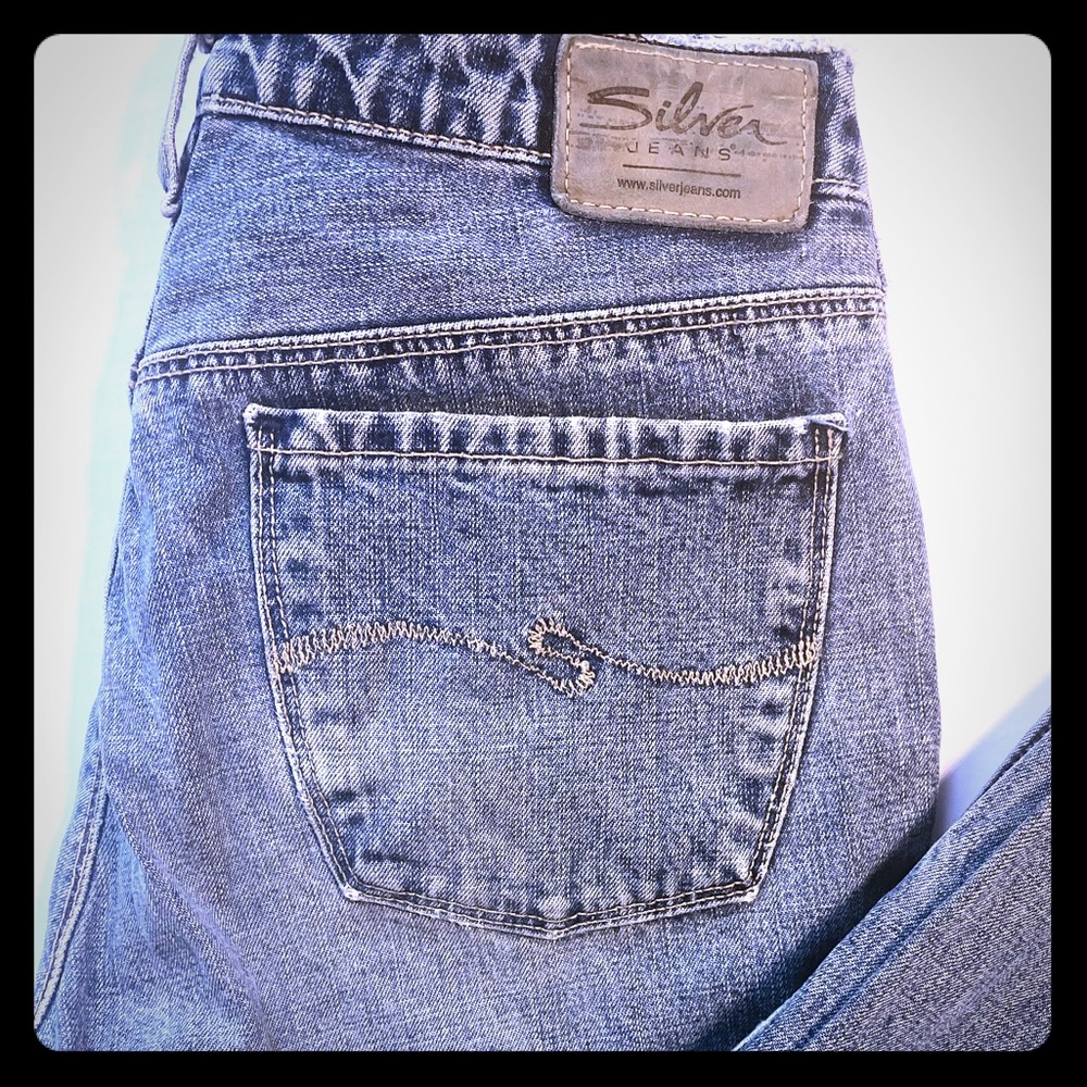 SILVER Women’s Phoenix Jeans W 27, L 30